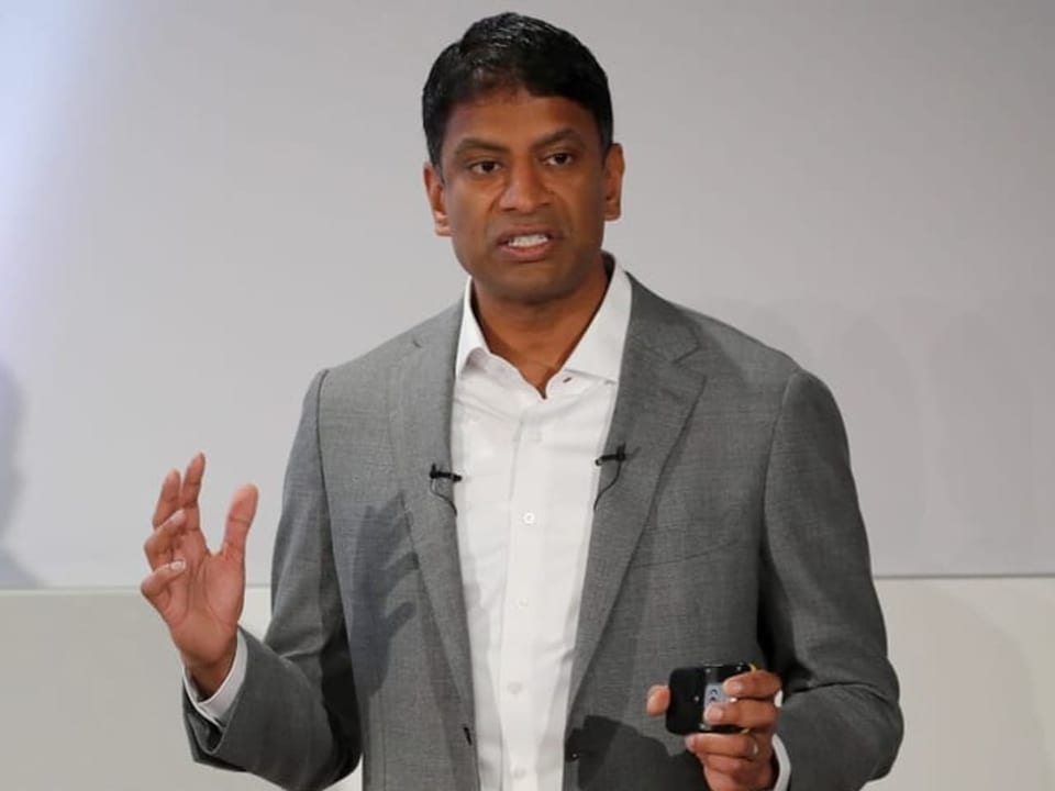 Narasimhan an Novartispult